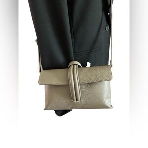 Tan Crossbody Bag with Textured Finish | Very Good Condition